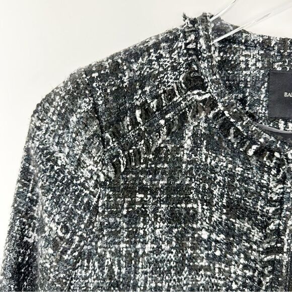 Banana Republic Short Black White Boucle Tweed Boucle Zip Front Lady Jacket Sz 2 - Picture 3 of 15